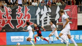 中超赛场本土新星泰山前锋刷新助攻纪录，获官方点赞