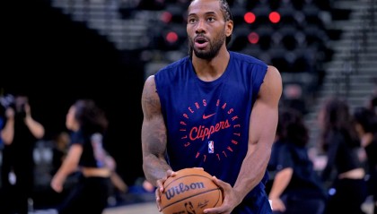 布朗尼12投仅1中！湖人惨败太阳，他确实打不了NBA